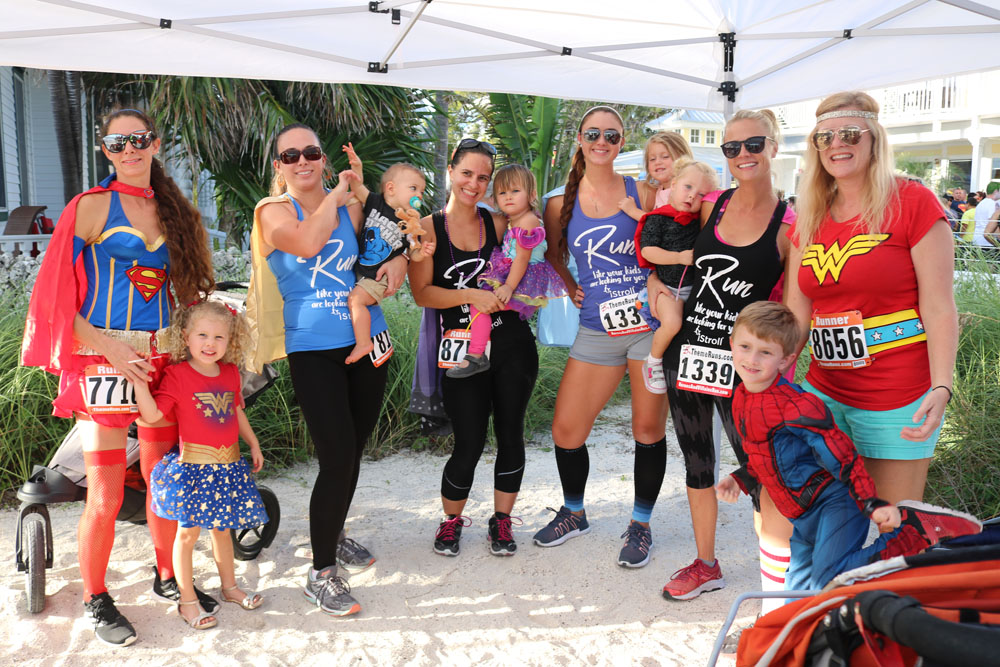 Heroes and Villains 5K 2018 photo - Duval Street, Key West